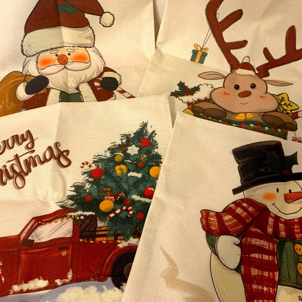 New Set of 4 Christmas Pillow Covers 18x18
